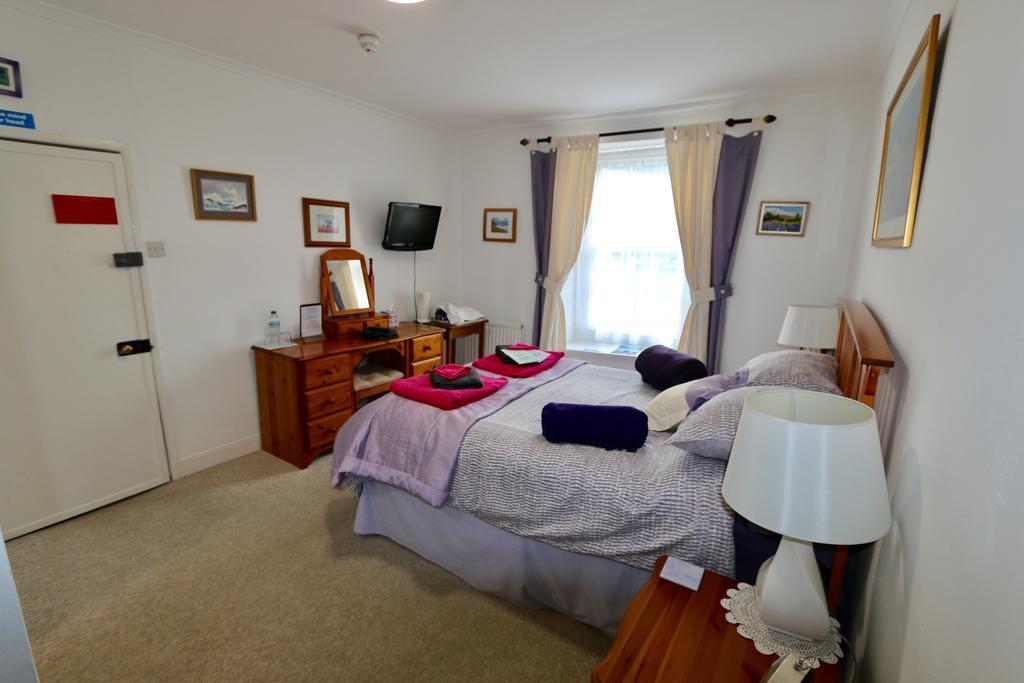 The Old Bakehouse Bed & Breakfast Colyton Exterior photo
